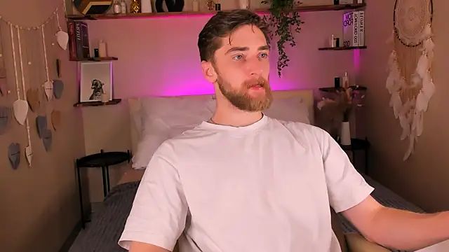 Snapshot of DexterDexx chatting on October 20, 10:32 pm DexterDexx online show from October 20, 10:32 pm