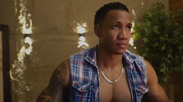 Logan Varela online show from November 20, 1:34 pm