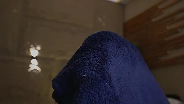 Logan Varela online show from February 5, 1:18 pm