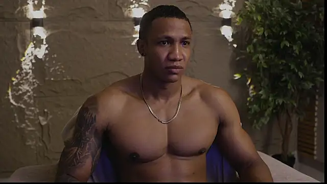 Logan Varela online show from September 27, 12:22 pm