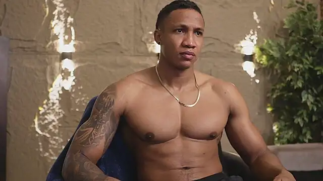 Logan Varela online show from December 17, 1:16 pm