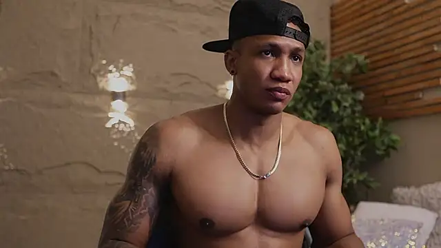 Logan Varela online show from January 6, 11:25 am