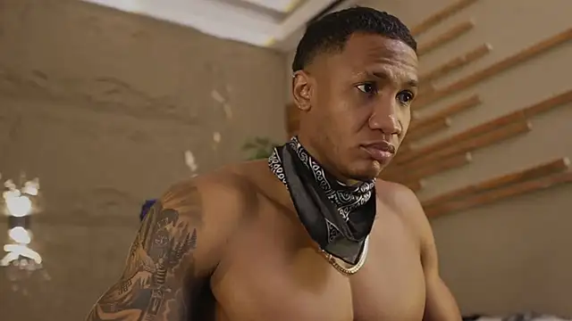 Logan Varela online show from February 2, 12:48 pm