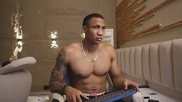 Logan Varela online show from March 20, 1:23 pm