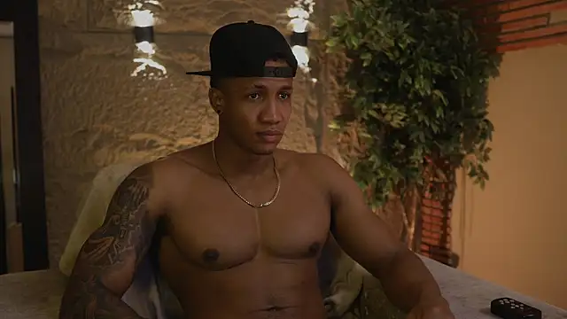 Logan Varela online show from October 22, 1:10 pm