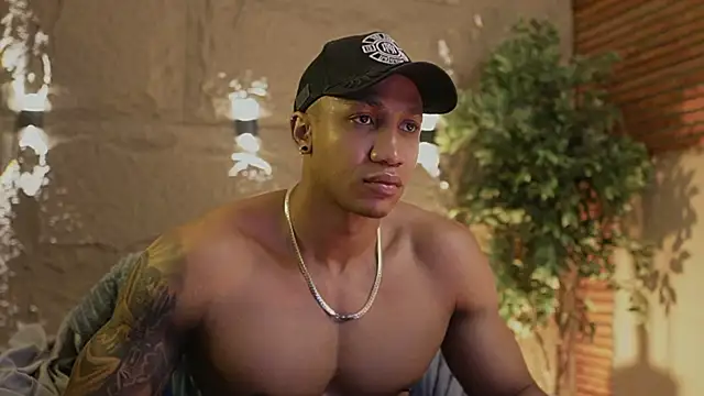 Logan Varela online show from November 14, 1:59 pm