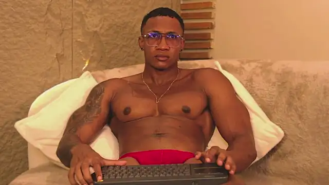 Logan Varela online show from March 18, 10:58 pm