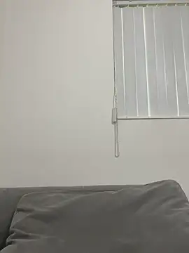 brookehoneynina online show from October 4, 7:37 pm
