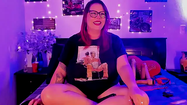 Rebecagiraut online show from March 14, 1:59 am