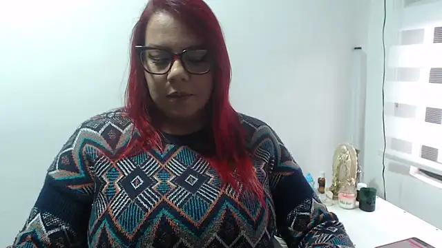 Rebecagiraut online show from November 24, 12:05 pm