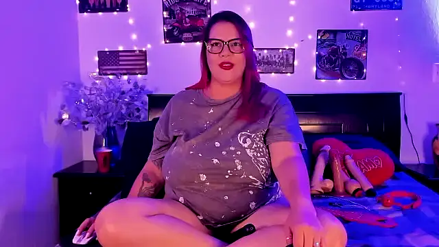 Rebecagiraut online show from March 13, 2:49 am