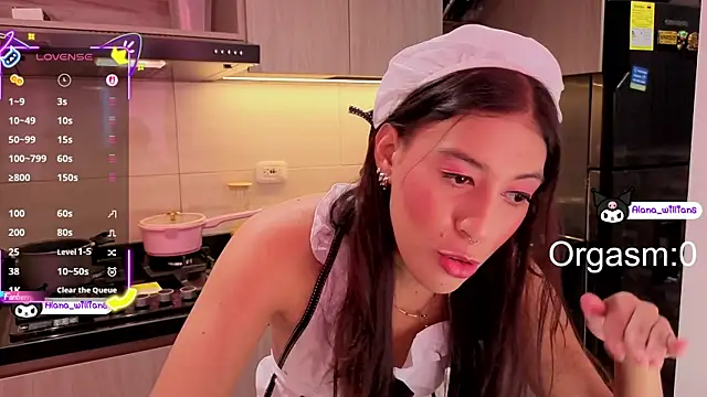 1Alana W online show from April 19, 1:34 pm