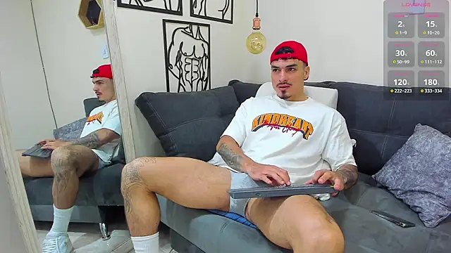 Big ValentinHunk online show from March 5, 9:54 pm