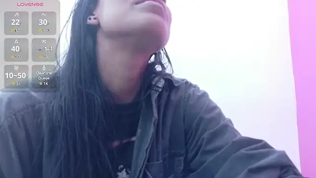 yourcuteneighbourr online show from November 11, 2:50 am