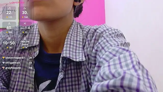 yourcuteneighbourr online show from March 19, 3:06 am