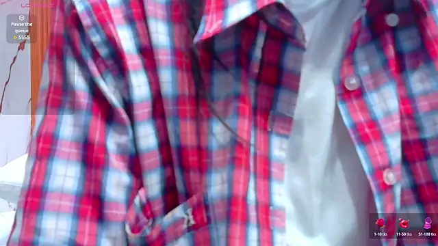 yourcuteneighbourr online show from May 23, 2:54 am