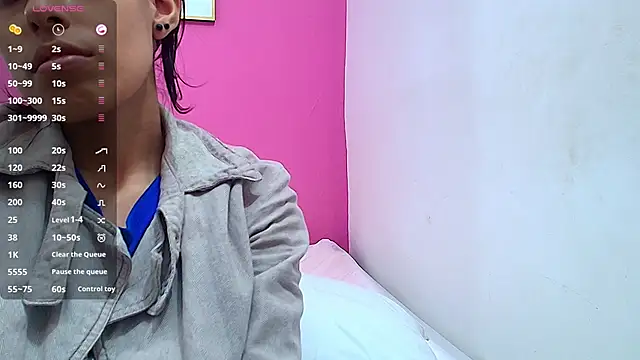 Snapshot of yourcuteneighbourr chatting on February 27, 2:57 am yourcuteneighbourr online show from February 27, 2:57 am