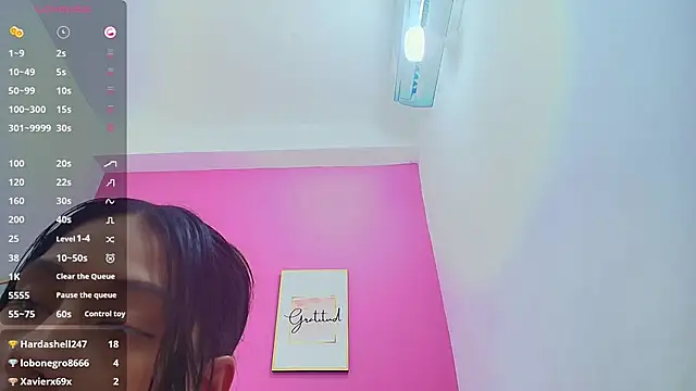 Snapshot of yourcuteneighbourr chatting on February 25, 9:31 am yourcuteneighbourr online show from February 25, 9:31 am