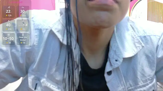 yourcuteneighbourr online show from April 15, 3:01 am