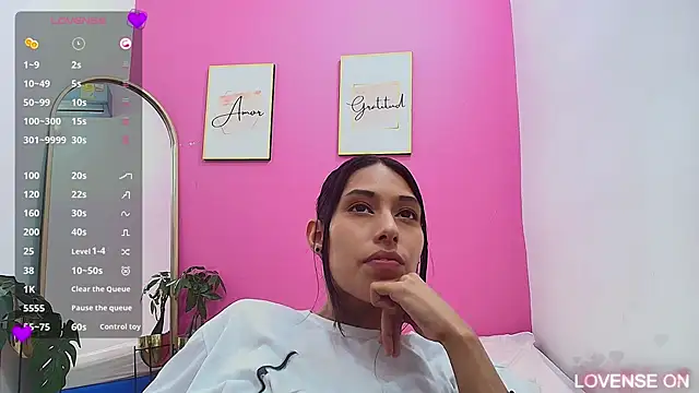 Snapshot of yourcuteneighbourr chatting on March 12, 6:18 am yourcuteneighbourr online show from March 12, 6:18 am