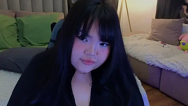 LeyaKan online show from March 12, 9:03 pm