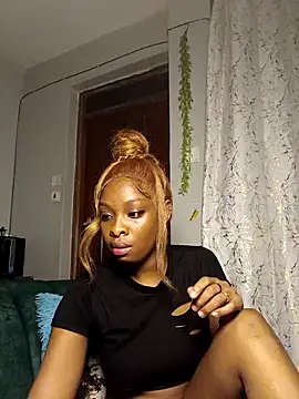 C-yoyo online show from May 5, 4:43 pm