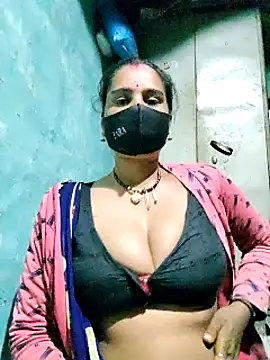 Snapshot of Hey_Ziya chatting on February 5, 9:40 pm Hey Ziya online show from February 5, 9:40 pm