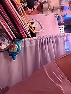 gurlnips online show from November 3, 12:53 pm