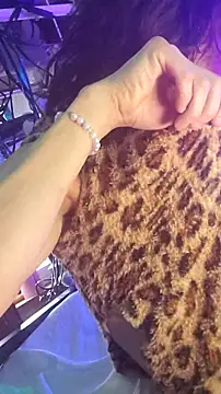 gurlnips online show from March 5, 1:13 am