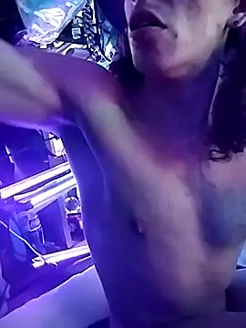 gurlnips online show from March 16, 8:44 pm