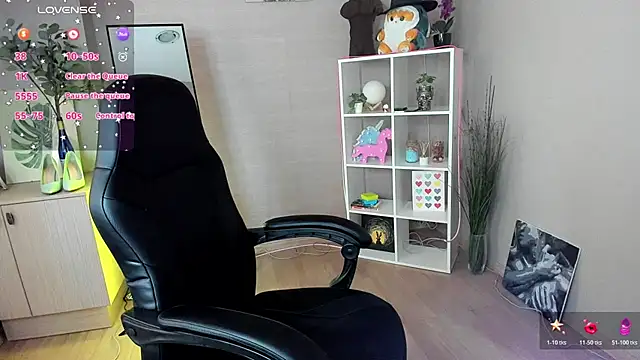 Snapshot of Mermaid_N chatting on July 2, 1:50 am Mermaid N online show from July 2, 1:50 am