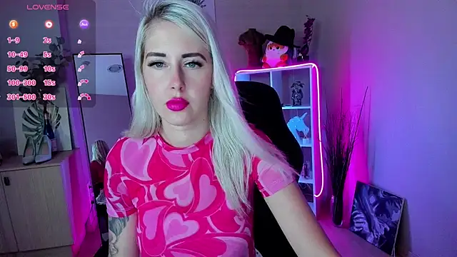 Snapshot of Mermaid_N chatting on June 11, 1:38 am Mermaid N online show from June 11, 1:38 am