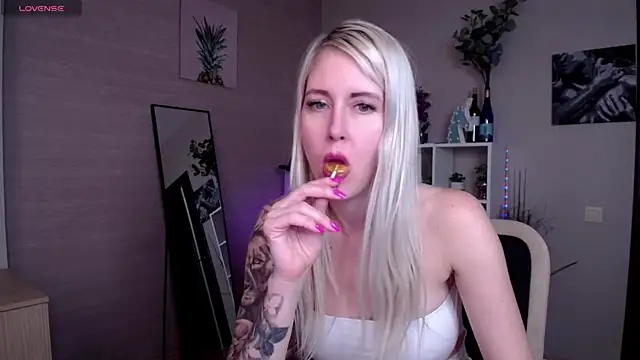 Mermaid N online show from February 20, 5:01 am