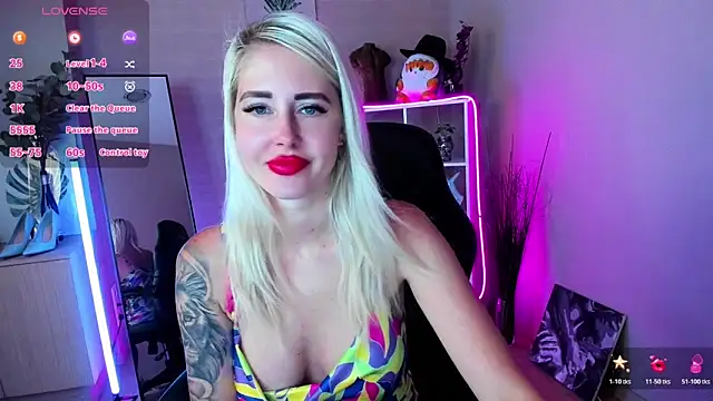 Snapshot of Mermaid_N chatting on June 15, 1:39 am Mermaid N online show from June 15, 1:39 am