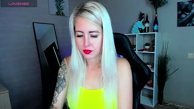 Mermaid N online show from September 18, 1:30 am