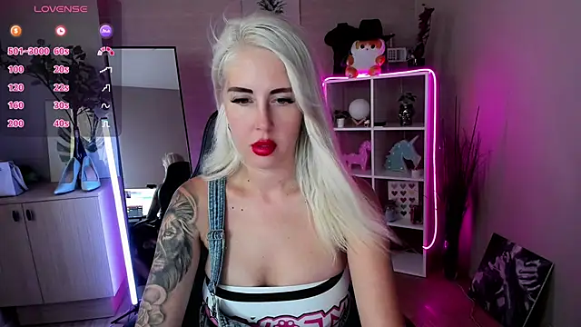 Snapshot of Mermaid_N chatting on June 23, 1:36 am Mermaid N online show from June 23, 1:36 am