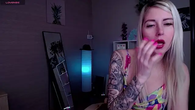 Mermaid N online show from March 13, 1:43 am