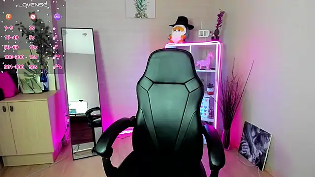 Mermaid N online show from April 2, 1:35 am