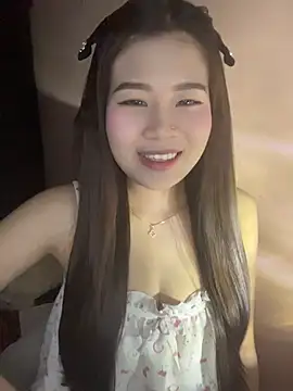 Snapshot of Bae1103 chatting on June 7, 4:01 pm Bae1103 online show from June 7, 4:01 pm