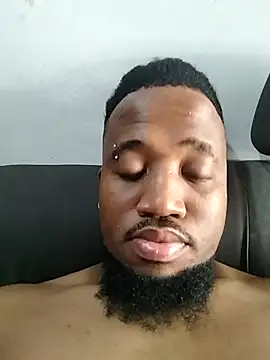 Snapshot of BaseDick chatting on November 26, 2:06 pm BaseDick online show from November 26, 2:06 pm