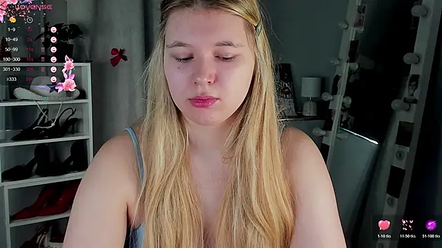 Rebecca Kelly online show from January 16, 2:26 am