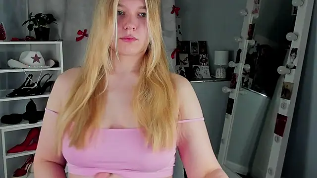 Rebecca Kelly online show from January 15, 2:37 am