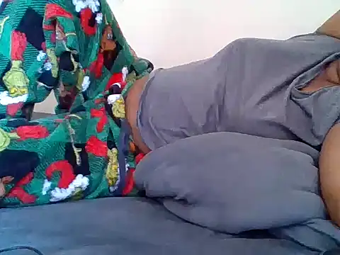 Snapshot of XOXO_NATASHALUCKY chatting on June 7, 11:04 am XOXO NATASHALUCKY online show from June 7, 11:04 am