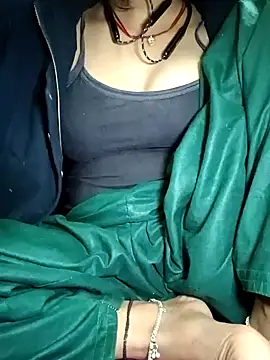 Snapshot of Cute_Suhani chatting on January 12, 5:01 pm Cute Suhani online show from January 12, 5:01 pm