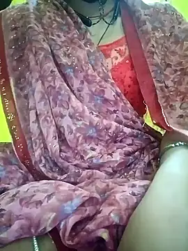 Snapshot of Cute_Suhani chatting on February 8, 8:10 pm Cute Suhani online show from February 8, 8:10 pm
