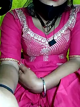 Snapshot of Cute_Suhani chatting on February 5, 4:58 pm Cute Suhani online show from February 5, 4:58 pm