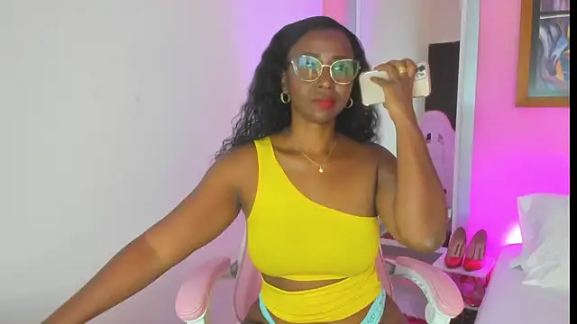 alexajhonson1012 online show from October 3, 9:27 pm