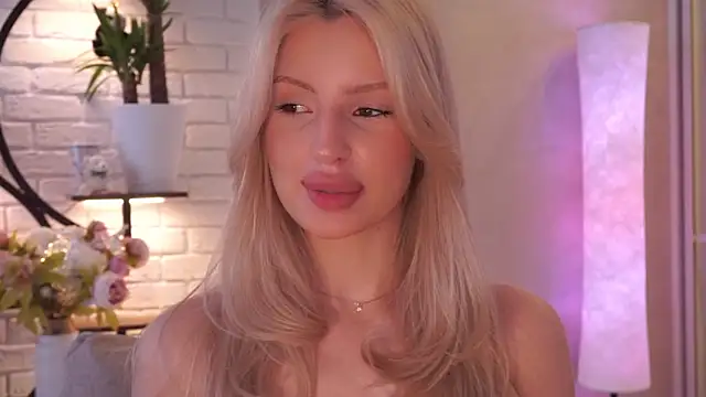 Grace Gordon online show from March 11, 6:18 am