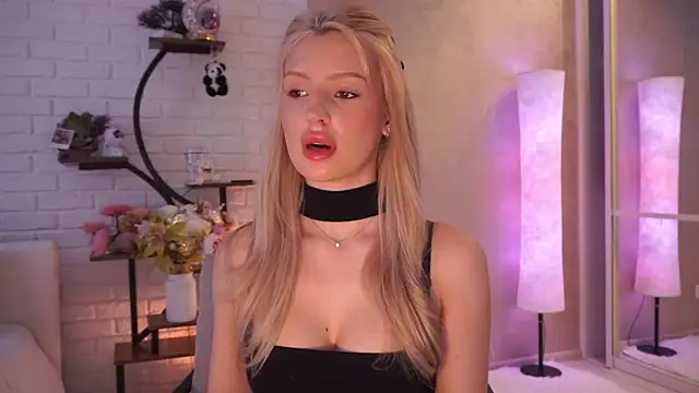 Grace Gordon online show from March 12, 6:17 am