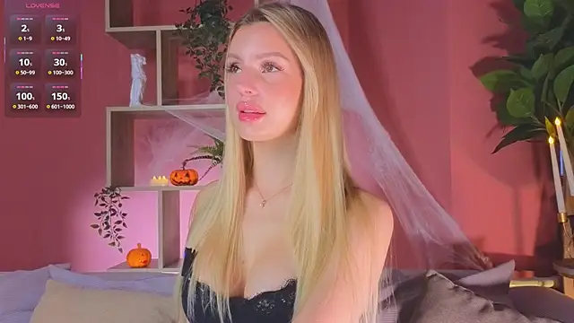 Snapshot of Grace_Gordon chatting on October 30, 5:50 am Grace Gordon online show from October 30, 5:50 am